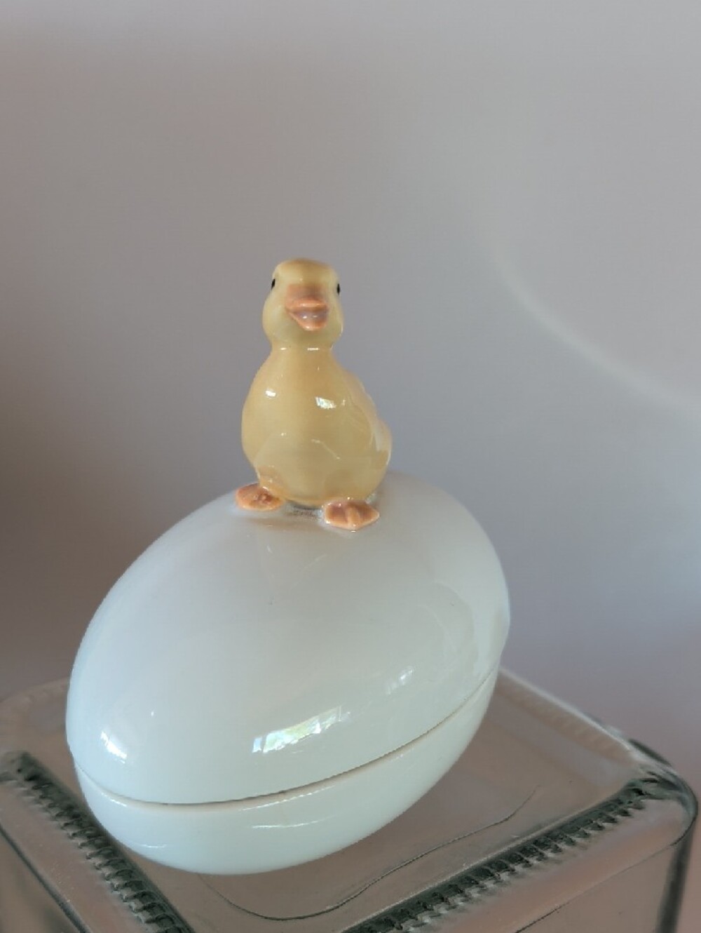 Otagari Japan,Yellow Ceramic Duck Trinket Box. - Picture 2 of 12